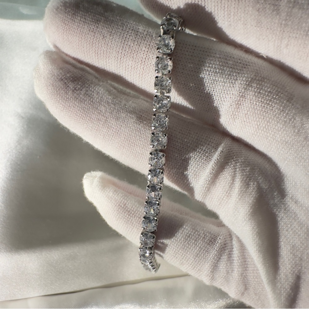 Round Cut Cz 92.5 Sterling Silver Tennis bracelet